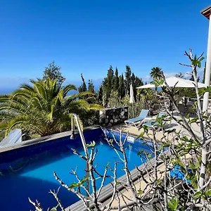 Buena Vista Mit Beheiztem, Abdeckbarem Pool Und Sauna , Tijarafe Spanien